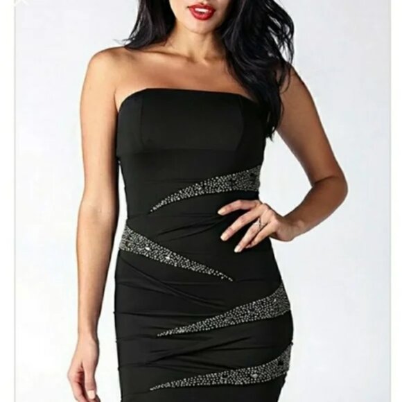 Nikibiki Dresses & Skirts - 🖤✨ NikiBiki Black Strapless Beaded Bodycon Mini Dress – Size M ✨🖤